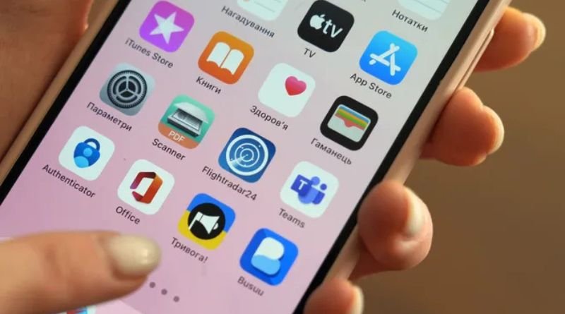 Your Pocket-Sized Portal: A Simple Guide to Download Mobile Apps Safely and Smartly